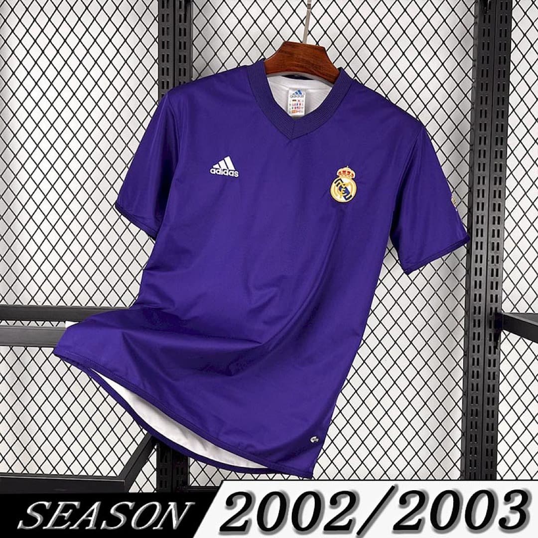 Camisa Retrô Real Madrid 2002/03 — Real Madrid