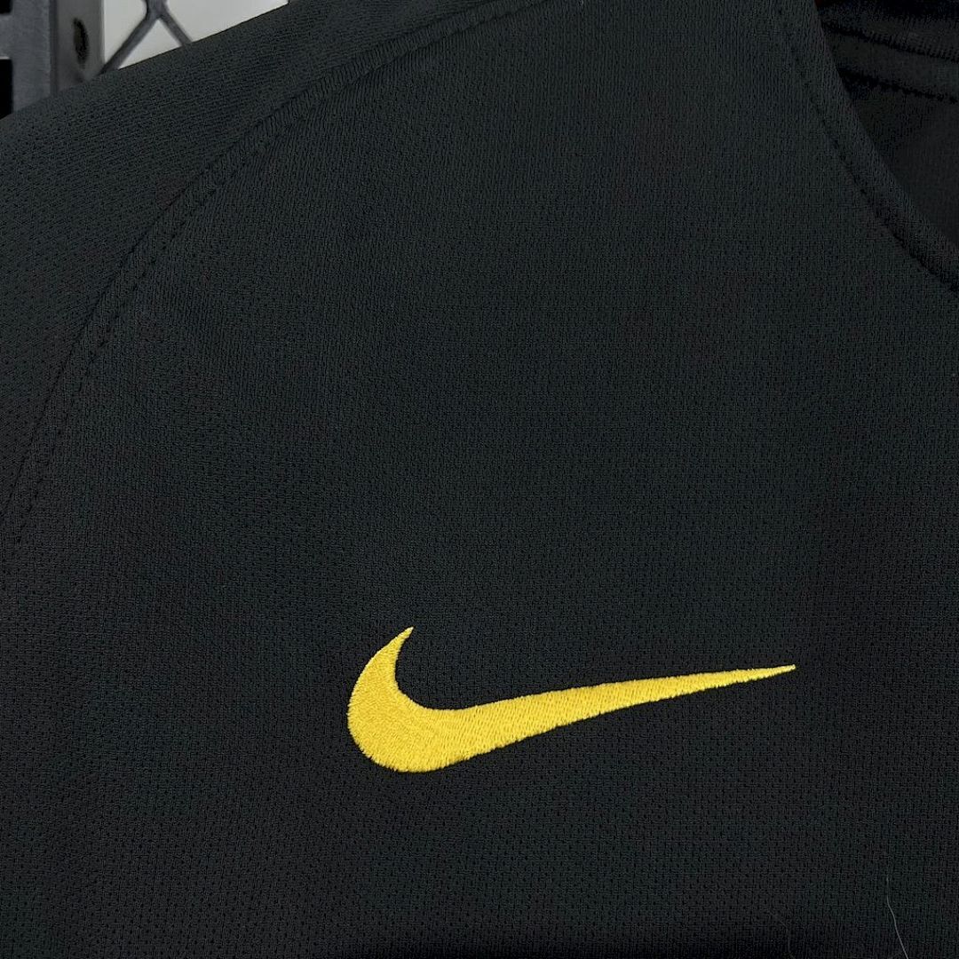 Camisa Retrô Atlético de Madrid 2016/17 Away 4