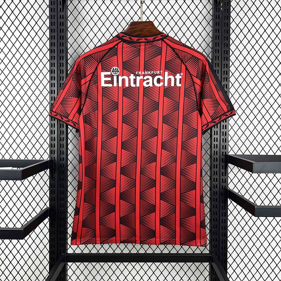Camisa Retrô Eintracht Frankfurt 1995/96 4