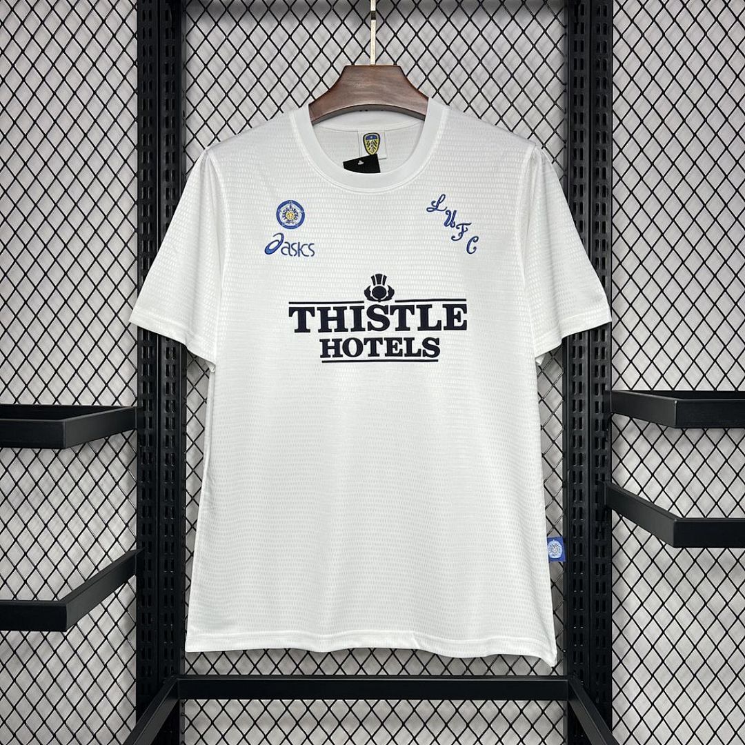 Camisa Retrô Leeds United 2001/02 5