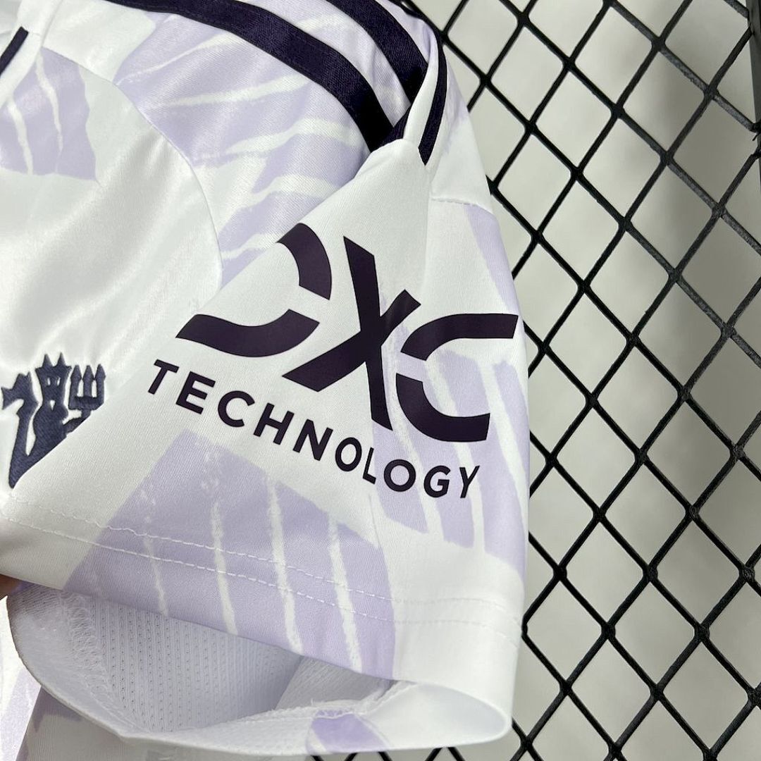 Camisa Manchester United Away 2025/26 3