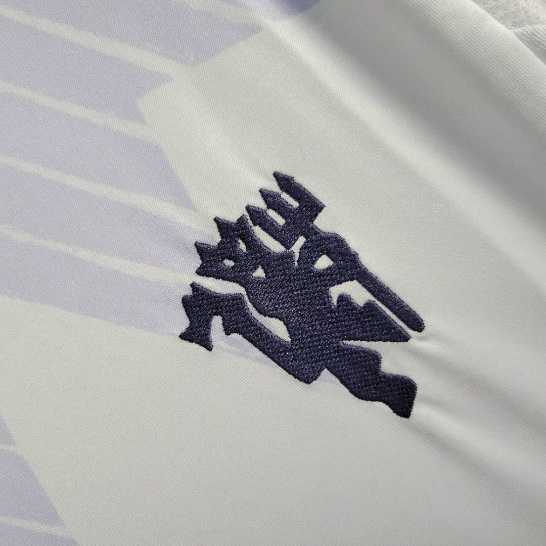 Camisa Manchester United Feminina Away 2025/26 4