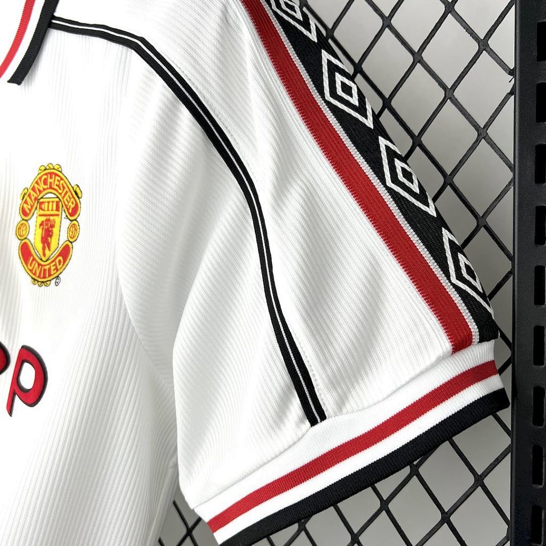 Camisa Retrô Manchester United 1998/99 4