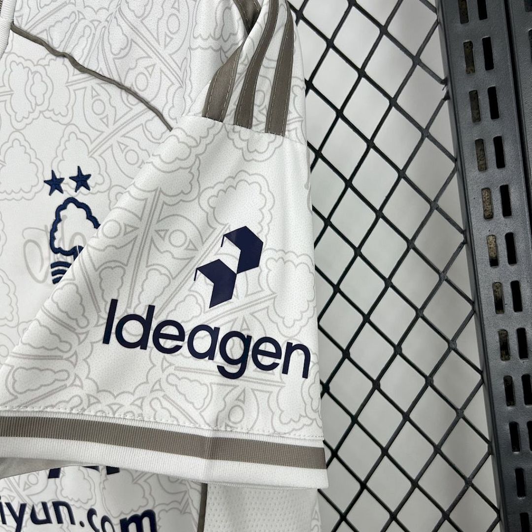 Camisa Nottingham Forest Away 2025/26 3