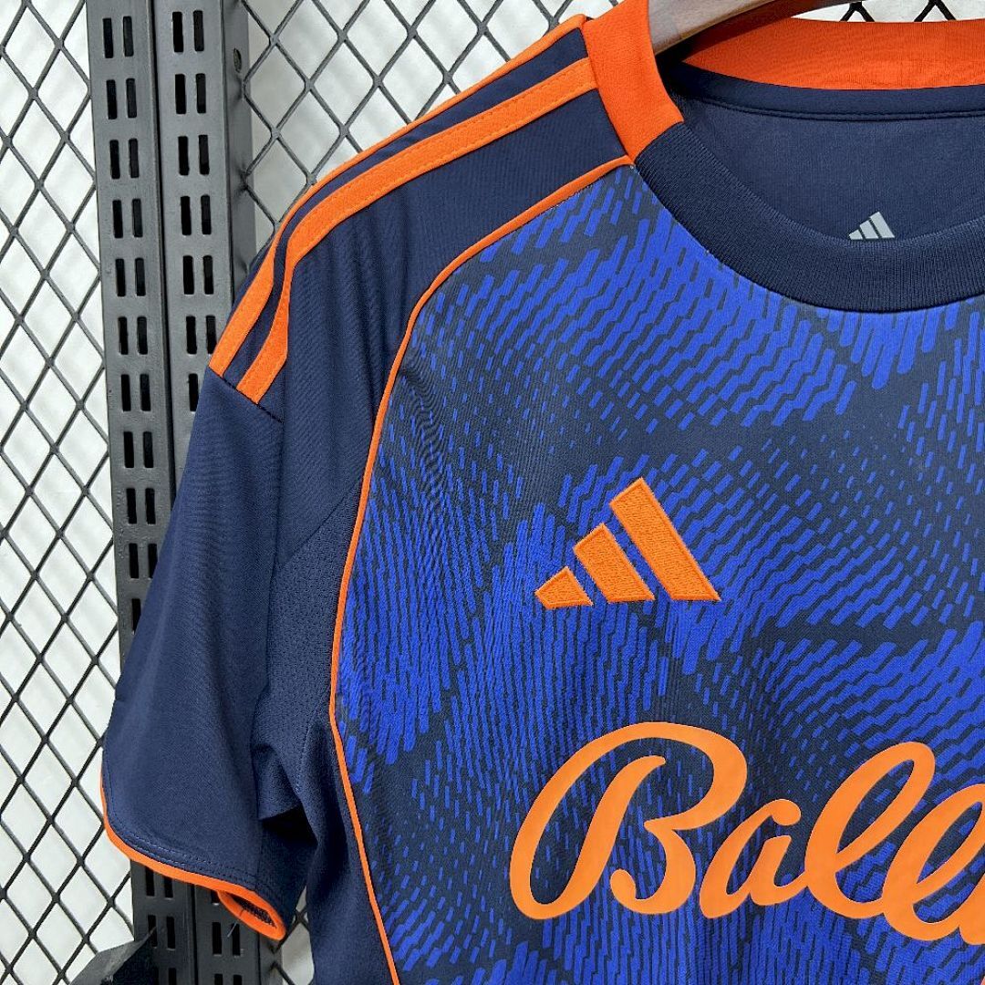 Camisa Nottingham Forest Third 2025/26 5