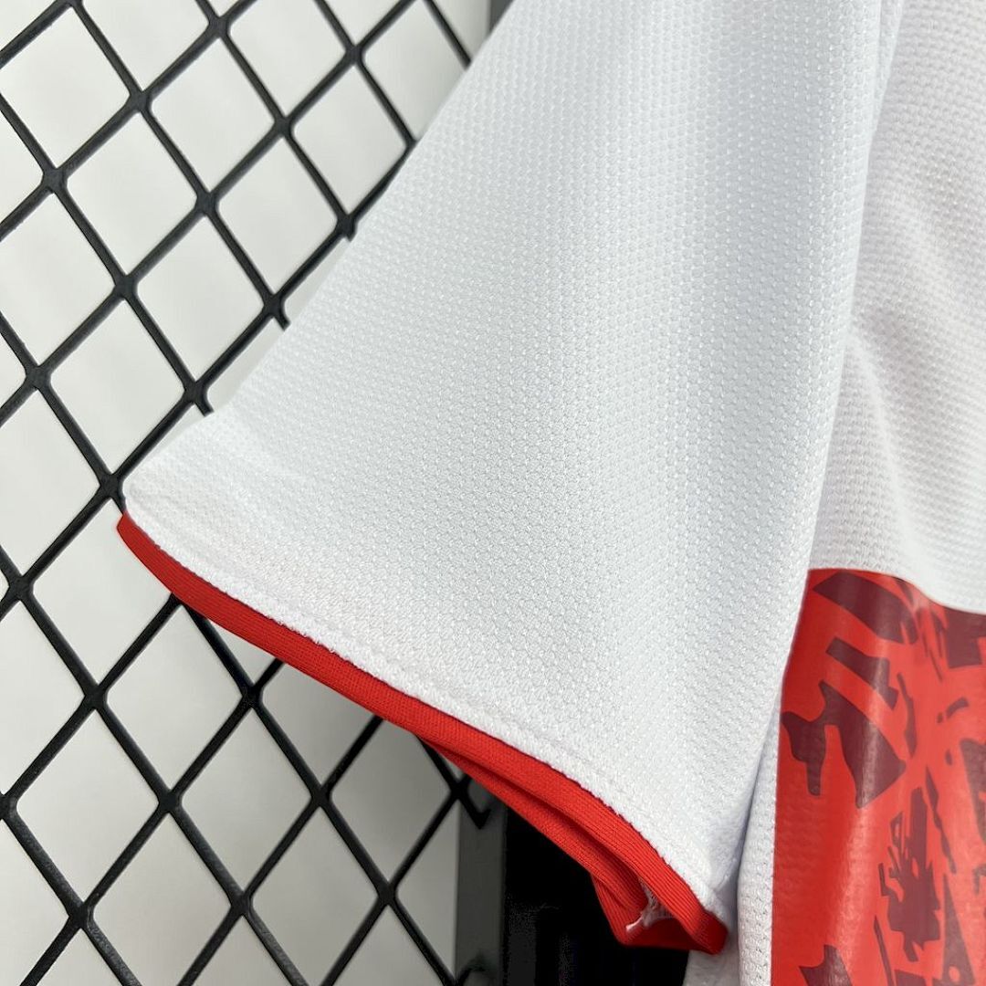 Camisa Retrô VfB Stuttgart 2006/07 4